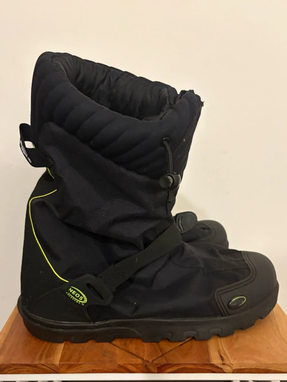 Neos Overshoes Size Large